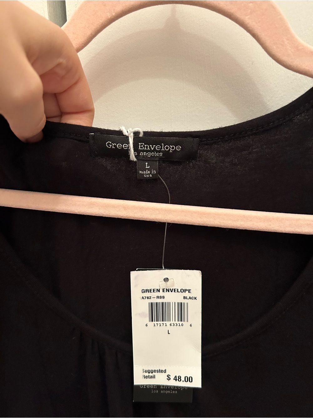 NWT Green Envelope Black Scoop Neck Short Sleeve Tee Asymmetrical Hem Large Soft - Picture 3 of 8